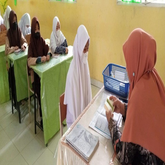 TAHFIZ QUR’AN, SARANA WUJUDKAN GENERASI QUR’ANI