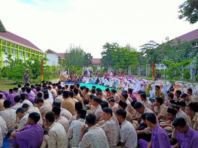 MAN 2 LANGSA GELAR SHALAT GHAIB UNTUK PRESIDEN RI KE 3